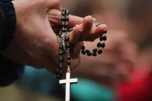 Crenças e tradições católicas que NÃO estão na Bíblia