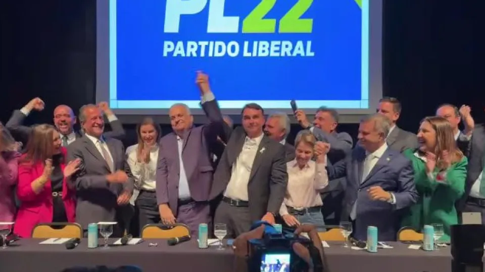 Defesa de vice de Flávio pede que PGR acelere exame de DNA que afastaria suspeita de estupro