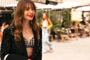 'Emily em Paris' chega ao fim e leva protagonista à Grécia na última temporada