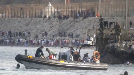 Espanha faz força-tarefa para identificar e enterrar imigrantes mortos em Ceuta