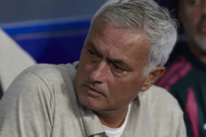 Espanhóis revelam conversa privada entre Mourinho e Vinícius Júnior