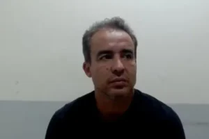 Ex-Corinthians, Jadson é preso por violência doméstica