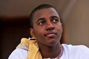 Ex-monarca mais jovem do mundo, rei de Uganda morre aos 34 anos