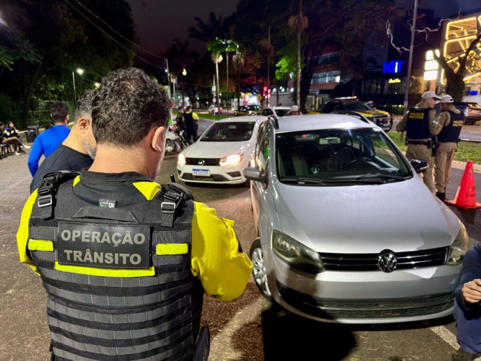 Fiscalização de trânsito é reforçada em Maringá com blitze em diferentes pontos da cidade