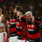 Flamengo elimina Cruzeiro com golaços e avança às quartas da Libertadores