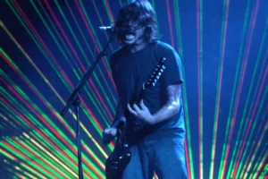 Foo Fighters anuncia dois shows no Brasil em 2027 com turnê 'Take Cover'