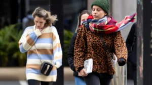 Frente fria eleva instabilidade e mantém risco de tempestade no Sul e no Sudeste