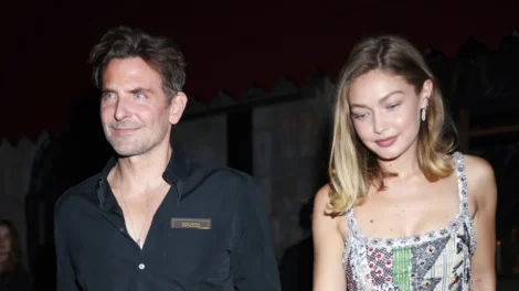 Gigi Hadid e Bradley Cooper aparecem com anéis iguais e levantam suspeita