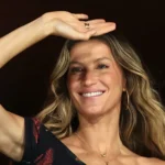 Gisele Bündchen compartilha foto rara do filho caçula