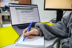 IFPR e Prefeitura de Maringá oferecem curso gratuito de português e cultura brasileira para estrangeiros