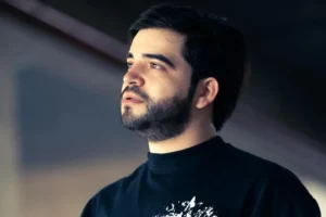 Imagens Fortes: Influenciador mexicano é assassinado durante live