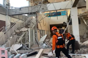 Indonésia: número de mortos no terremoto chega a 100 mil