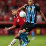 Inter e Grêmio empatam em clássico com 43 faltas e polêmica de arbitragem