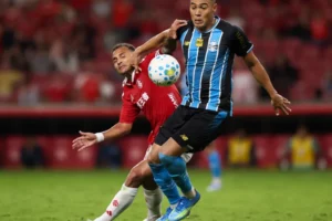 Inter e Grêmio empatam em clássico com 43 faltas e polêmica de arbitragem