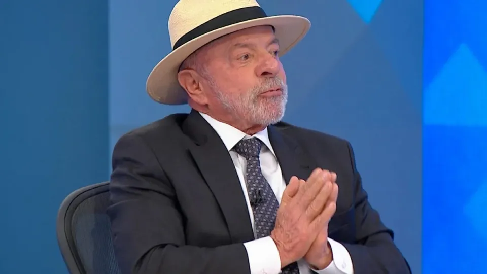 Internautas detonam sabatina do JN: "Lula humilhou a Globo ao vivo"