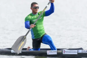 Isaquias Queiroz conquista o ouro no C1 500m no Mundial de Canoagem