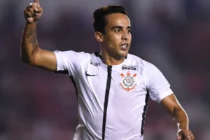 Jadson, ex-Corinthians e São Paulo, é liberado após prisão por suspeita de violência doméstica