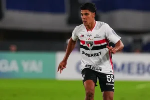 Jogador do São Paulo é solto após atropelamento que matou idoso