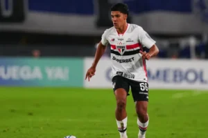 Lateral do São Paulo é detido sob suspeita de atropelar e matar idoso de 84 anos em SP