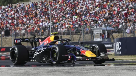 Lesão tira Isack Hadjar do GP da Holanda e faz Lawson voltar à Red Bull