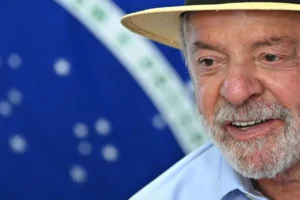 Lula culpa Rubio por conflito comercial com EUA: "Odeia o Brasil"