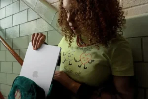 MacBook Air enfrenta atraso nas entregas em meio à escassez de memória