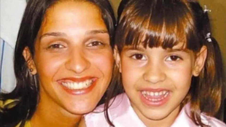 Mãe de Isabella Nardoni chora com pergunta da filha de 6 anos: 'Dói'
