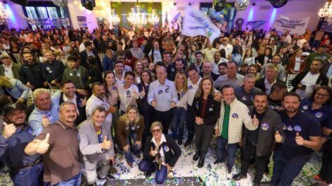 Maria Victoria reúne lideranças de 80 cidades, Sandro Alex, Alexandre Curi e Ratinho Júnior e dá a largada na campanha