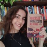 Maringaense transforma pesquisa com 1,4 mil publicações de torcidas antifascistas em livro