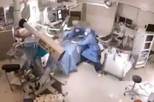 Médicos são surpreendidos por terremoto e protegem paciente em cirurgia