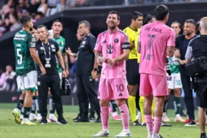 Messi volta após morte do pai, mas Inter Miami perde e cai na Leagues Cup