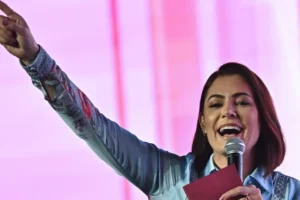 Michelle Bolsonaro é oficializada candidata ao Senado pelo DF