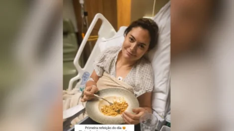 Michelle Bolsonaro faz post em cama de hospital e agradece orações