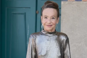 Morre Dominique Frot, atriz de 'Titane' e irmã da artista Catherine Frot, aos 68 anos