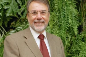 Morre jornalista Carlos Monforte, do 'Bom Dia Brasil', aos 77 anos
