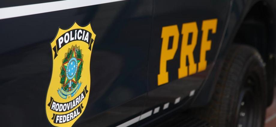 Motociclista fica gravemente ferido após colisão com Golf na BR-376, em Paranavaí
