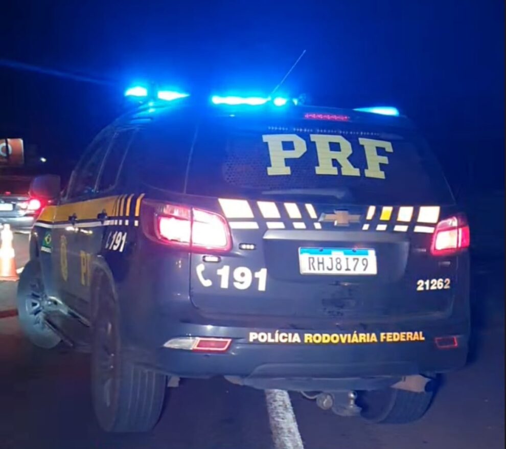 Motociclista morre após colisão e atropelamento na BR-376