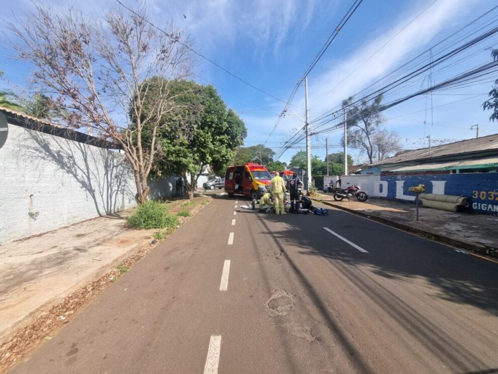 Motociclista sofre parada cardíaca e morre após batida de trânsito em Maringá