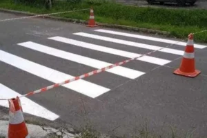 Motorista fura sinal, atropela e mata pedestre na faixa na zona leste de São Paulo