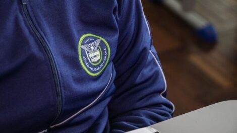 Nove em cada dez colégios cívico-militares do Paraná alcançam ou superam média nacional no Ideb