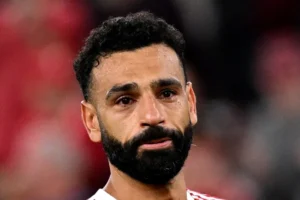 Novo clube turco de Salah anuncia a contratação de Fabinho