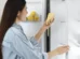 O erro ao guardar queijo na geladeira que pode fazê-lo estragar antes