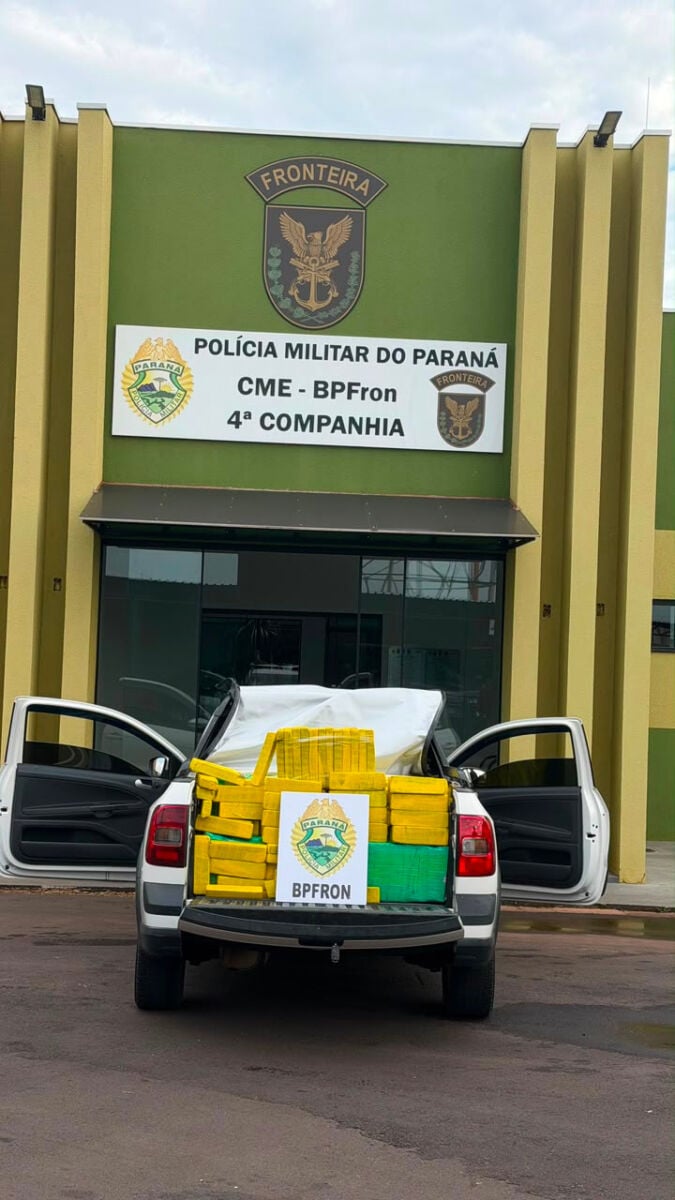 Polícia Militar prende homem que transportava mais de 800 quilos de maconha na região