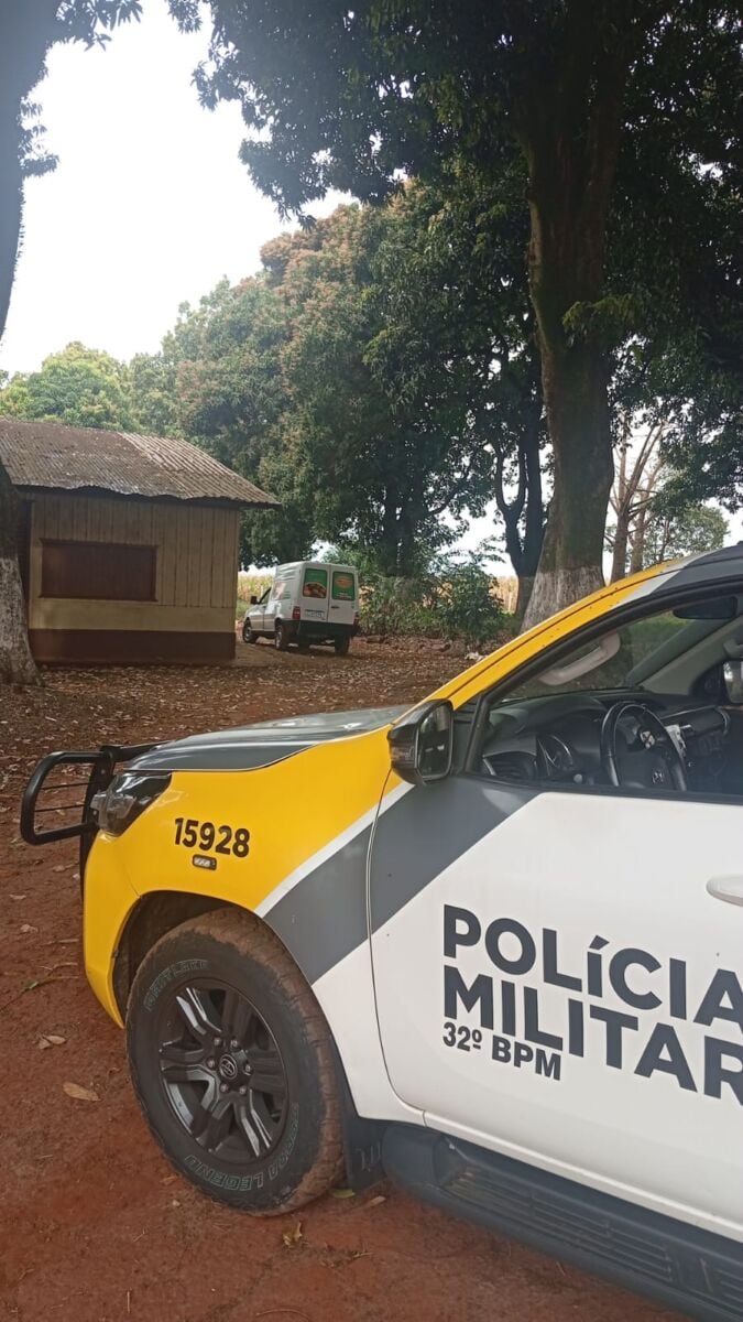 Polícia Militar prende, na zona rural de Mandaguaçu, dois homens suspeitos de furtar veículo em Maringá