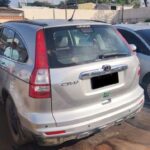 Polícia Militar recupera carro furtado com placas clonadas na PR-317, em Maringá