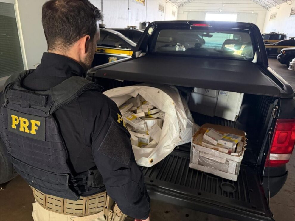 Polícia Rodoviária Federal apreende 240 iPhones avaliados em cerca de R$1 milhão em Maringá