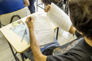 Prefeitura de Maringá elabora cursinho pré-vestibular gratuito para jovens em vulnerabilidade social