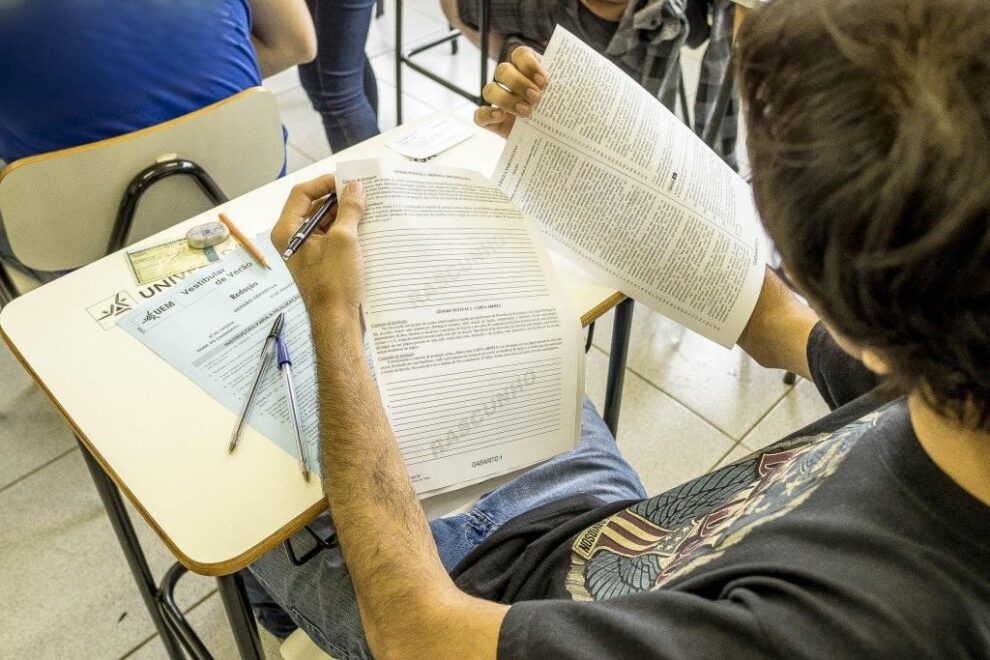 Prefeitura de Maringá elabora cursinho pré-vestibular gratuito para jovens em vulnerabilidade social