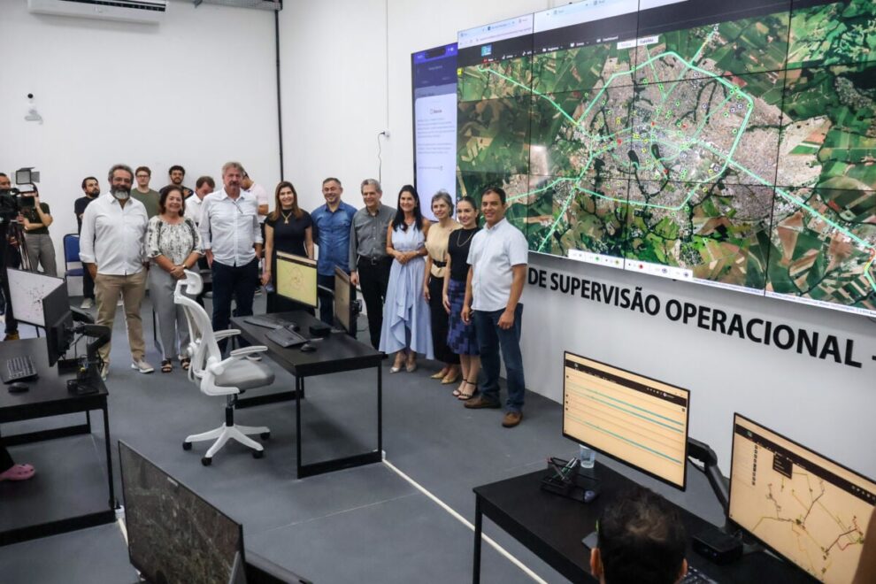 Prefeitura de Maringá inaugura centro para monitorar transporte coletivo em tempo real
