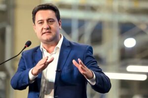 Ratinho Júnior faz balanço dos oito anos de governo e cita maior PIB da história do Paraná